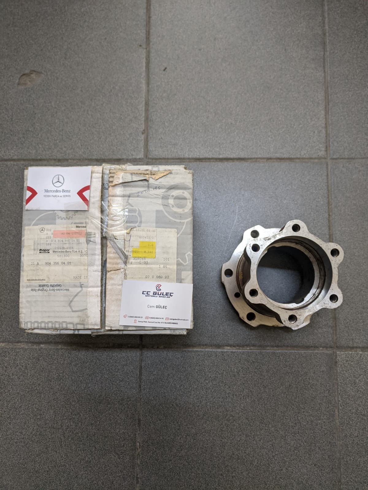 Mercedes Benz Orjinal - Tekerlek Göbeği